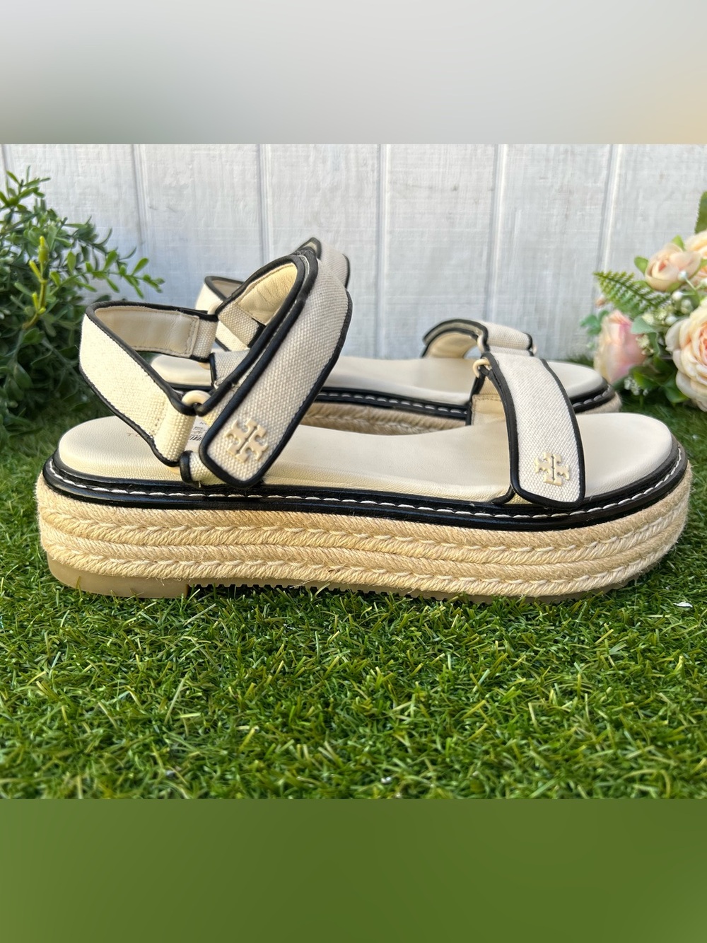 Tory Burch Women’s canvas/perfect black platform  Espadrille Sandals size 10